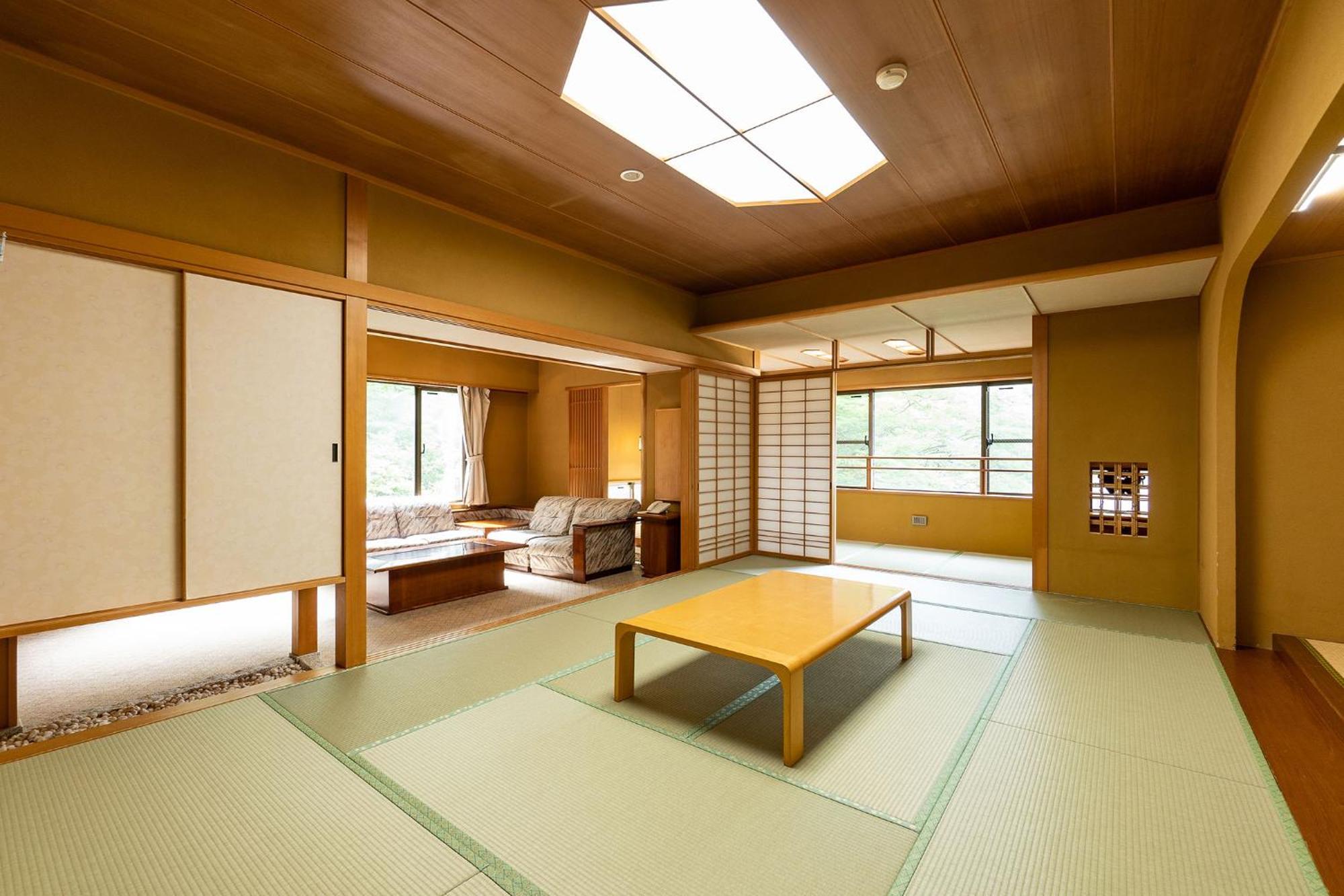 ホテル 大江戸温泉物語 幸雲閣 大崎市 エクステリア 写真